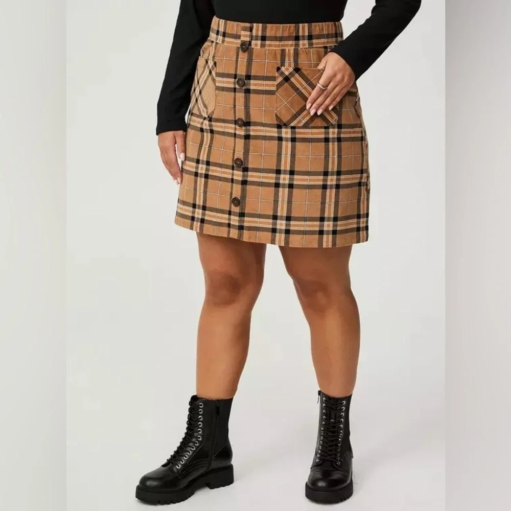 Torrid Brown Mini Corduroy Button-Front Skirt Plus Size 4X/26W | Fall Plaid - Picture 1 of 9